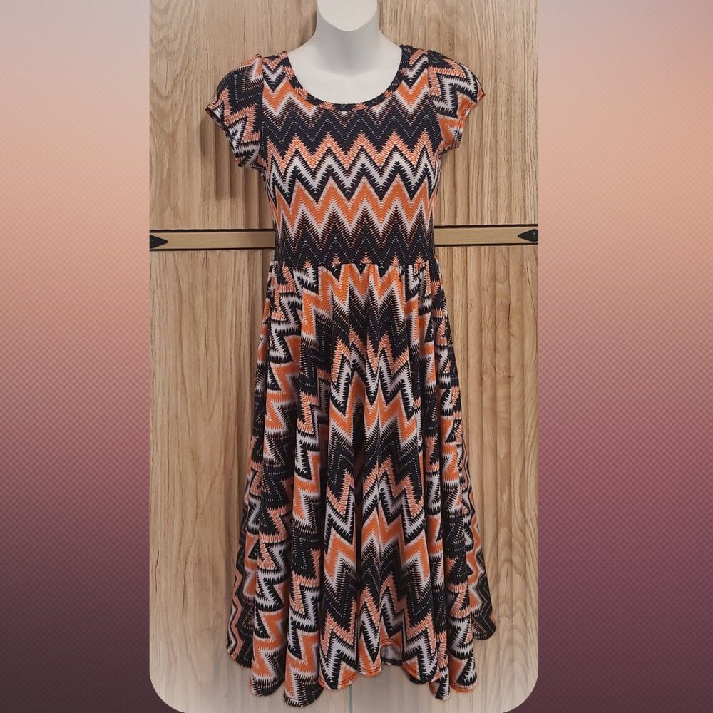 LuLaRoe Zigzag Skater Dress – Size 12/14 | Orange Black White Chevron - Picture 1 of 8